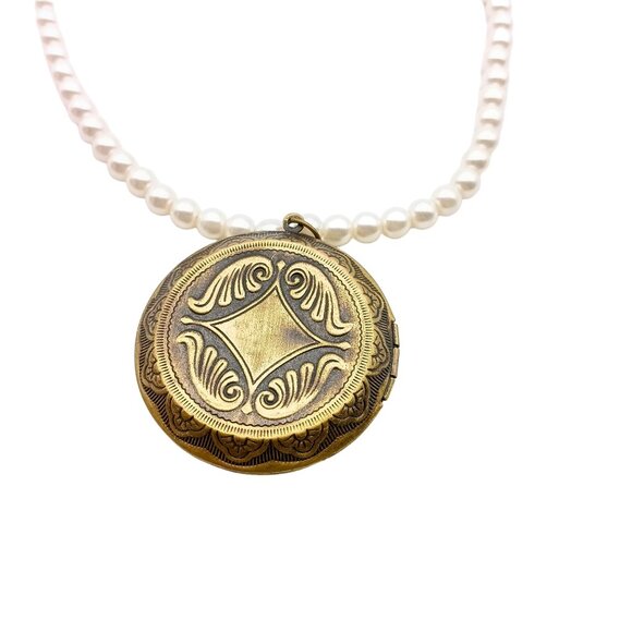 Vintage Brass Locket Necklace With Pearl Bead Chain - Picture 3 of 4